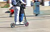 Ein ryfylkelesar meiner det bør settast fokus på barn og unge sin bruk av elspark i Sauda, etter gjentatte skremmande opplevingar i trafikken den siste tida. Eitt eksempel er køyring med to personar på ein elspark. Dette er ulovleg i Norge.