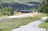 Sauda Idrettslag starta i 2017 oppgraderinga av langrennsanlegget i Slettedalen, med mellom anna ny trasè, lysanlegg, løypeprepareringsmaskin og klubbhus. I år får anlegget spelemiddelstøtte til den nye, 2,3 kilometer lange langrennstraséen.