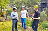 Zipline over dette juvet er éin av fleire mulegheiter som Saude Grubecompani vurderer å realisere alt til neste sommar. Frå venstre: Arve Ripland, Olaf Årthun og Stein Erik Hovland.