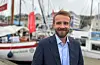Næringsminister Jan Christian Vestre minner om at klokka skal stilles en time fram natt til søndag.