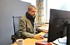 Då Vegard Thise søkte på jobben i Sauda i fjor haust låg kommunen an til eit overskot på 100 millionar kroner. I dag, få veker etter at han starta i jobben, er millionkutt og sparing i budsjettet den høgast prioriterte arbeidsoppgåva hans.