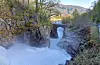 Høllandsfossen 2. mai, cirka klokka 18.30. Rikelig med snøsmelting.