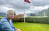 Alf Ole Johnsen har figurert i avisa fleire gonger det siste året, både gjennom engasjerte lesarbrev, som aktiv minigolfar og i denne saka, som handla om at han flaggar ved så og seie alle gravferder i Sauda.