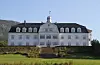 NY MEDEIGAR: Sauda Fjord Hotel har stått til sals i over eitt år, men nå har Jan Reidar Jørgensen omsider fått napp. (Foto: Linda Merethe Lie)