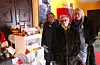 Venninnene Wenche Geelmuyden Rød (frå venstre), Anne Irene Saua, SiriBerle Lund og Bente Dolmen Wigelius (ikkje til stades) hadde pynta foajeen på Folkets hus i samband med visningane av filmen ”Tre nøtter til Askepott ” på torsdag. No er arrangementet avlyst grunna koronautbrotet i Sauda.