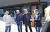 Kommunal- og distriktsminister Sigbjørn Gjelsvik (i midten) blei oppdatert på saudasamfunnet tysdag, men saudaordførar Asbjørn Birkeland la heller ikkje skjul på at saudasamfunnet har konkrete forventningar til han.