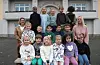 Bak frå venstre: Førskulelærar Ingrid Hillestad, Gisa Blace Boniface, Emilie Karpati-Høyland, Folke Viland Midthun, Samuel Aabø og Olav Kanyi Abotnes.Andre rekke frå venstre: Timian Jacobsen, Henry Bruknapp-Hagen, Ahmed Haydar Alahmad, Hans Edward Lobertermos Mørk, Severin Erfjord og kontaktlærar Lene D. Ringstrand.Framme frå venstre: Frøya Haraldsen Kirkevold, Kenneth Eik-Nes Handegård, Ida Fløgstad, Lilly-Alina Melby Håheim, Mari Safi og Milla Øverland.