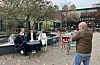 Bilde frå eit av dei siste oppdraga Jan Nordtveit hadde ved Demenslandsbyen utanfor Amsterdam.