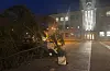Julegrana knakk, kun fem dagar etter julegateopninga og julegrantenninga.