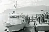 Ekspressen ved kai i Sauda i 1961. Nå ber stiftinga DSD Ekspressen saudabuen om hjelp med bilder av interiøret i båten. Foto lånt av DSD Ekspressen.