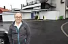 Jan Nordbø slapp å ta rekninga med å flaumsikra elva bak Kløver. I tillegg har han fått ein finare parkeringsplass og tilgang på endå fleire parkeringsplassar i området.