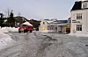 Det er i hotellfløya til venstre i andre etasje vasslekkasjen har skjedd. I første etasje i denne fløya ligg hotellkjøkkenet.