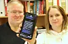 Det er gått ei veke sidan Sauda kommune si masse-utsending av SMS til innbyggarar i aldersgruppene 18-84 år. Beredskapskoordinator Harald Eikrem og fagleiar på kundetorget Mari Aartun ventar framleis på svar frå fleire hundre saudabuar.