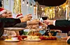 Julefest eller ikkje? Fleire bedrifter i Sauda tar det roleg med julefeiringa i år.