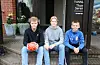 Bilde: Ivar Sverre Haugsvær (14), Oliver Weiseth Ljung (14) og Selmer Buer (14) skal reisa på Norway Cup.