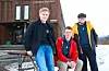 Thomas Eikemo-Tørring (frå venstre), Leander Larsen og Gunnar Sparchholz er alle bebuarar på Sauda Campus. Dei er strålande fornøgd med skulens handtering av tysdagens brann.