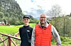 Even Lønseth (16) sine golf-ferdigheter har imponert Thomas Sørensen. Tannlegefirmaet hans støttar Lønseth økonomisk når han nå har starta på golflinja ved WANG toppidrett i Stavanger.