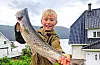 Viljar Lau-Bryne (10) var tolmodig, slik dei flinkaste laksefiskarane er. Det resulterte i ein flott villaks på 1,4 kilo.